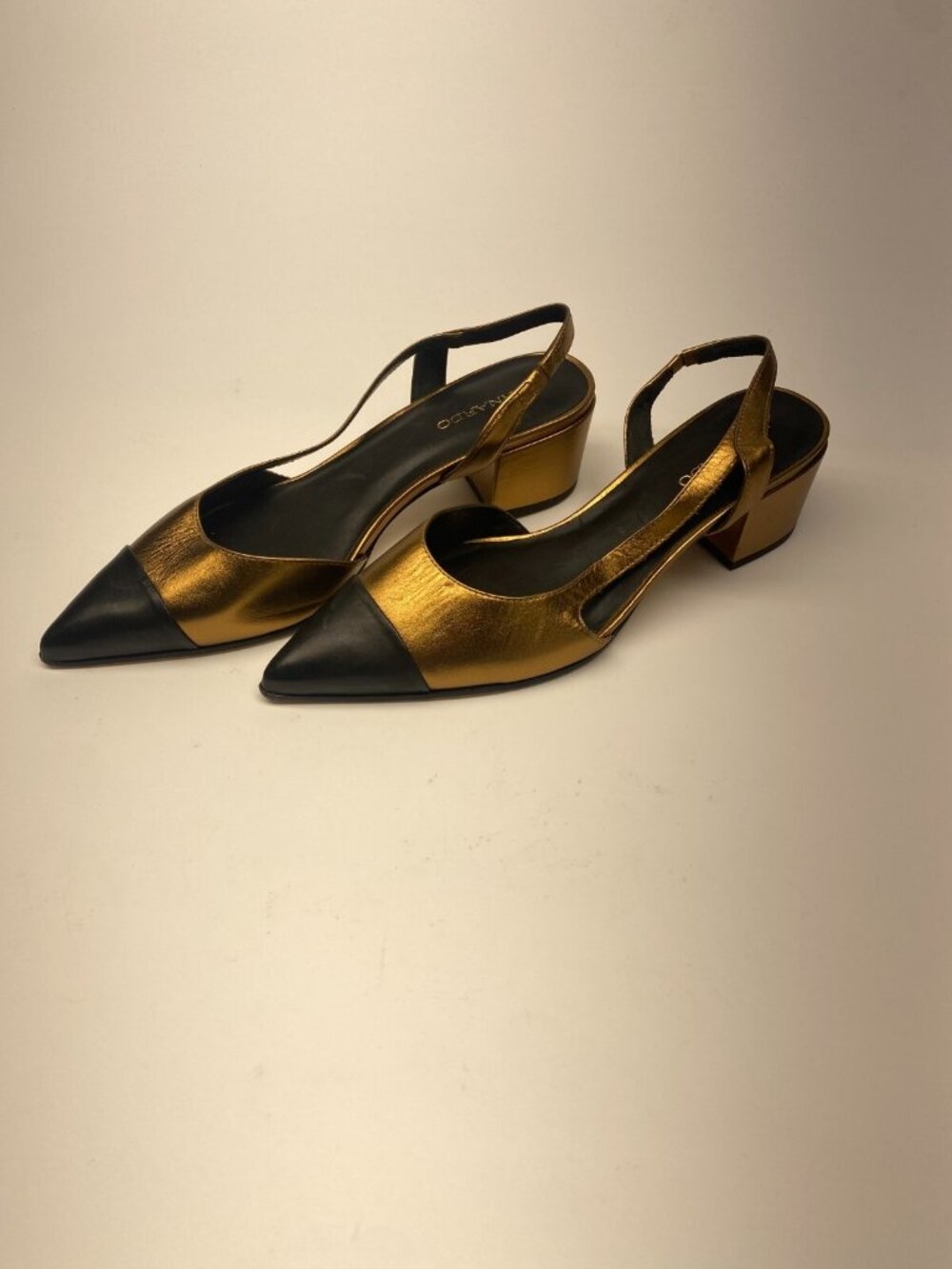 Bernardo Womens Bronze Black Leather Monroe Slingback Heels Sz 9.5